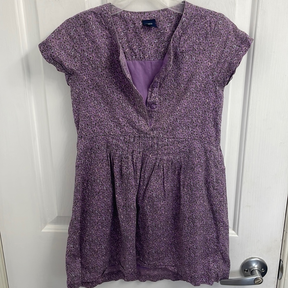 Girls purple paisley short sleeve dress size 6-7 from the gap